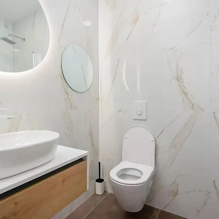 New Luce With Balcony And Free Parking Apartment *